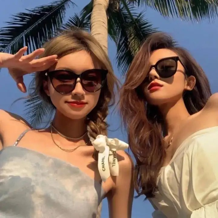 在我姐姐的婚纱里